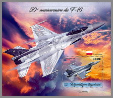 TOGO 2023 MNH F-16 Airplanes Flugzeuge S/S – IMPERFORATED – DHQ2418 - Aviones