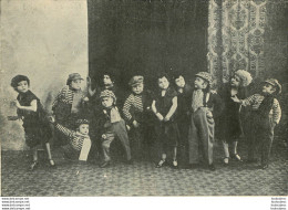 CARTE PHOTO GROUPE DE LILIPUT - Cirque