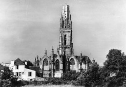 CPSM  LAMPAUL  - Abside De L'Eglise Et Le Clocher. - Lampaul-Guimiliau