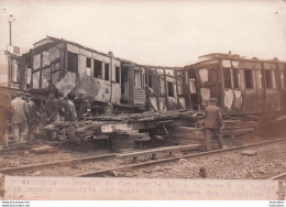 RARE DERAILLEMENT DU TRAIN POSTE DE BOULOGNE LE 01 FEVRIER 1916 LIGNE DU NORD A ST DENIS PHOTO  PRESSE 16.50 X 11.50 CM - Eisenbahnen