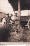 TYPES DE SPAHIS MAROCAINS 1916 FRONT FRANCAIS WW1  PHOTO DE  PRESSE 16.50 X 11.50 CM - Oorlog, Militair