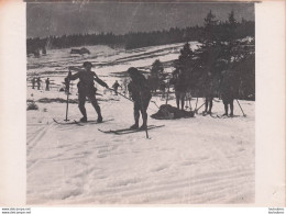 CHASSEURS ALPINS TRANSPORT D'UN BLESSE SUR DES SKIS AMENAGES  WW1  PHOTO DE  PRESSE 16.50 X 11.50 CM R1 - Oorlog, Militair