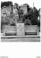 PONT AVEN THEODORE BOTREL  PHOTOGRAPHIE ANONYME VINTAGE SNAPSHOT  PHOTO ARGENTIQUE 24X18CM ANNEES 60 R1 - Lieux