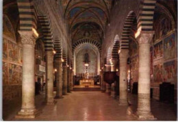 SAN GIMIGNANO. - Intérieur De L'église Collégiale ( XIIe S.).  -  Non Circulée. - Siena