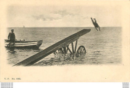 PLONGEOIR BORD DE MER - To Identify