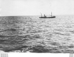 BATEAU EN MER GRANDE PHOTO ARGENTIQUE PREMIERE GUERRE WW1  18 X 13 CM Ref20 - Guerre, Militaire