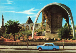 TURQUIE - Gez Dunyayi - Gor Konyayi - Vue Sur La Kiosque D'Alaeddin - Voiture - Animé - Carte Postale - Turchia