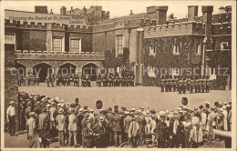 11774576 London Changing The Guard At St James Palace - Altri & Non Classificati