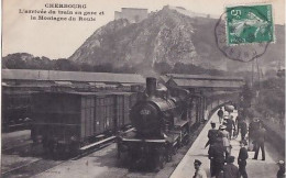 CHERBOURG           Arrivée Du Train En Gare    En Gp - Cherbourg