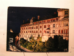 Blois - Le Château - Façade Des Loges Illuminée - Blois