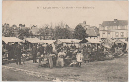 CARTE POSTALE   L'AIGLE 61  Le Marché.Place Boislandry - L'Aigle