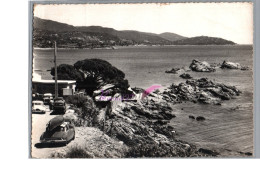 LE LAVANDOU 83 - Aux Environs SAINT CLAIR 1962 Vue Generale Vieille Voiture Planche à Voile  - Le Lavandou