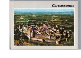 CARCASSONNE 11 - Vue Generale Aerienne De La Cité Medievale Porte Narbonnaise Chateau Comtal L'eglise - Carcassonne