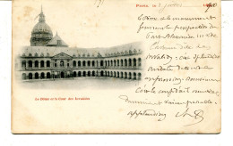PARIS , Le Dome Et La Cour Des Invalides - Autres Monuments, édifices