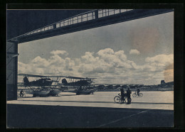 AK Wasserflugzeug, Auf Der Landebahn, Flughafen An Der Ostsee  - Andere & Zonder Classificatie