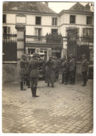 Photo  Vue De Rethel (Champagne), Kaiser Wilhelm II. Zu Besuch Bei Den Truppen 1917, Uniform, Pickelhaube  - War, Military