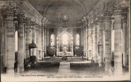 85 - LA ROCHE-SUR-YON - Intérieur De L'Eglise - La Roche Sur Yon