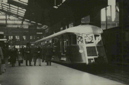 28 Mars 1938 - Autorail Renault ZZ 708 - Visite Du Dépôt De Tergnier Par L'A.F.A.C.  - Cliché Alf. M. Eychenne - Eisenbahnen