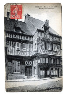 BERNAY , Maison Du XVI é Siècle  Rue Auguste-le-Prévost - Bernay