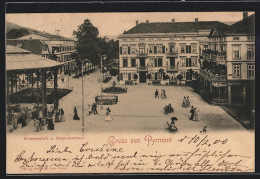 AK Bad Pyrmont, Brunnenplatz Mit Blick In Die Brunnenstrasse  - Bad Pyrmont