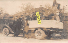 SAINT-JULIEN-sur-REYSSOUZE (Ain) - La Fanfare En Camion (voir Drapeau) - Carte-Photo - Sin Clasificación