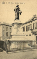 Belgique > Brabant Wallon > Nivelles - Statue Tinctoris  -- 7416 - Nijvel