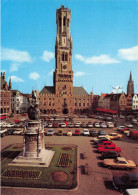 BEGLIQUE - Brugge - Le Beffroi - Vue Générale - De L'extérieure - Voitures - Statue - Carte Postale - Brugge