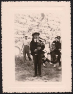 Jolie Photographie FOLKLORE Breton Bretagne Musicien Cornemuse Biniou Bombarde Musique Sonneur 8x10,6cm - Places