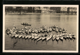 Foto-AK Paddelboote Auf Einem Städtischen Gewässer, Einer-Versammlung  - Aviron