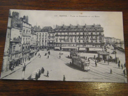 CPA - Nantes (44) - Place Du Commerce - Les Quais - Tramway - Animation - 1910 - SUP (HW 11) - Nantes