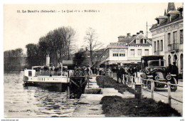 76- LA BOUILLE  ( Seine Maritime )   - Le Quai Et Le "  Boieldieu " ( Automobile - Restaurant ... ) - La Bouille