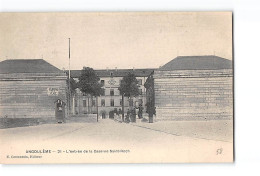 ANGOULEME - Entrée De La Caserne Saint Roch - Très Bon état - Angouleme