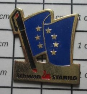 211c Pin's Pins / Beau Et Rare : MARQUES / STYLO SCHWAN STABILO SURLIGNEUR DRAPEAU EUROPEEN - Merken