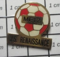 SP14 Pin's Pins / Beau Et Rare : SPORTS / CLUB FOOTBALL JS RENAISSANCE METZ - Fussball