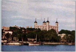 LONDRES. -  Tower Of London And River Thames    -  Non Circulée - Tower Of London