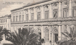 Cartolina - Postcard /  Non Viaggiata /  Messina - Palazzo Municipale. - Messina