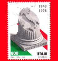 ITALIA - Usato - 1998 - 50 Anni Della Costituzione Italiana - Tricolore E Profilo Dell'Italia - 800 L. - 1991-00: Used