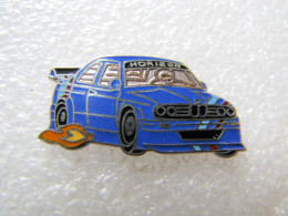 RARE   PIN'S   BMW   M 3  E 30   SUPERTOURISME   GARAGE  HORIZON  Email Grand Feu - BMW