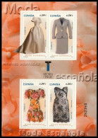 España 2010 Edifil 4605 Sellos ** HB Museo Del Traje Moda Española Manuel Pertegaz Michel BL199 Yvert BF190 Spain Stamps - Nuevos