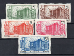 !!! DAHOMEY, SERIE BASTILLE N°115/119 NEUVE ** 4 VALEURS VARIETE FAISCEAU TRONQUE - Neufs