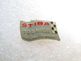 PIN'S     TOSHIBA    STIBA - Marques