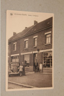 TOP CPA !! SINT LIEVENS ESSE ESSCHE ( HERZELE ZOTTEGEM ) - BAKKERIJ SINT ANTONIUS ( ANIMATIE !! VOITURE ANCETRE ) - Herzele