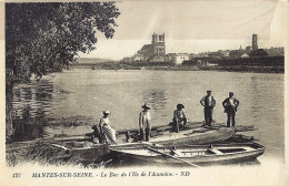 *CPA - 78 - MANTES Sur SEINE - Le Bac De L'Ile De L'Aumône - Gros Plan - Animée - Mantes La Ville