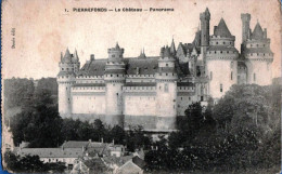 *CPA - 60 - PIERREFONDS - Le Château - Panorama - Pierrefonds