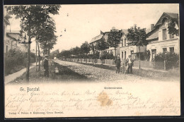 AK Hamburg-Gross-Borstel, Woltersstrasse, Mann Mit Fahrrad  - Noord