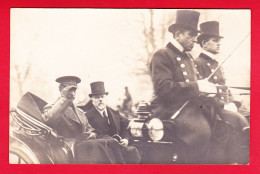 Pers-08P64  Carte Photo, Monsieur FALLIERES En Calèche, Cpa BE - Hommes Politiques & Militaires