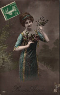 O7 - Carte Postale Fantaisie - Femme - Gui - Houx - Bonne Année - Donne