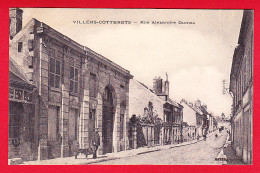 F-02-Villers Cotterets-02P88  Rue Alexandre Dumas, Petite Animation, Cpa BE - Villers Cotterets