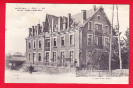 F-19-Ussel-14P88  Grand Hôtel Près De La Gare, Petite Animation, Cpa BE - Ussel