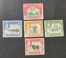 Bahawalpur Stamps - Sammlungen (ohne Album)